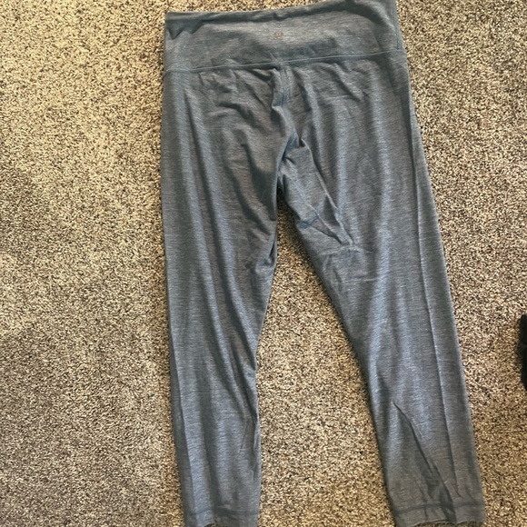 Lululemon light blue leggings. Light blue color. Lightly used. Size medium. - Picture 4 of 4
